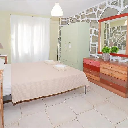 Case de vacanță Ioanna House Fourka 2 Bedrooms 5 Guests