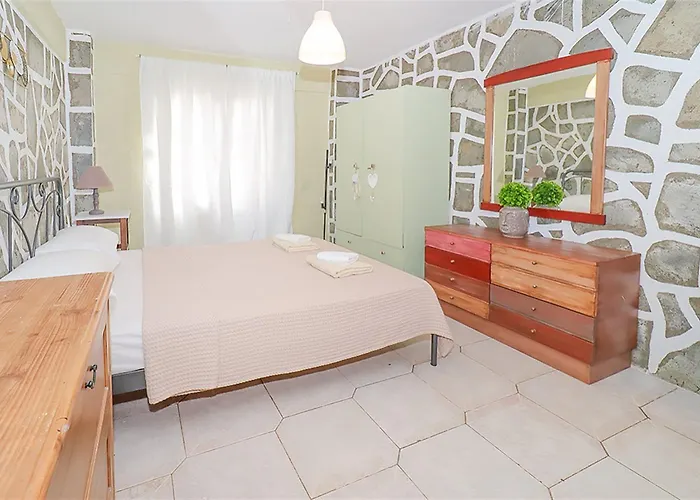 Case de vacanță Ioanna House Fourka 2 Bedrooms 5 Guests